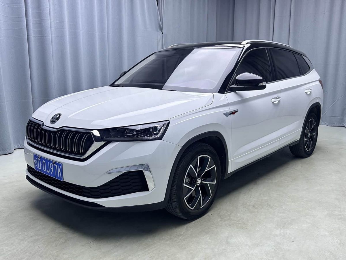 Skoda 柯米克, 2023 г., белый, 18 000 км