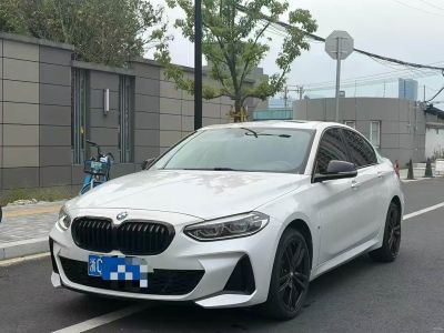 BMW 1 серия 2022 125i пакет M Sport, исполнение «Ночь»