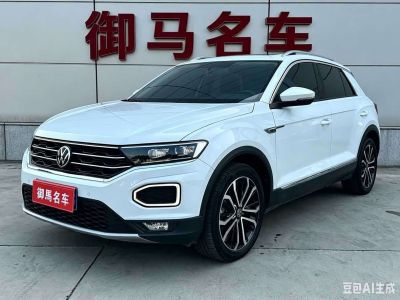 Volkswagen T-Roc, 2022 г., белый, 39 000 км Volkswagen T-Roc 2022 280TSI DSG одна ведущая ось Комфорт PLUS