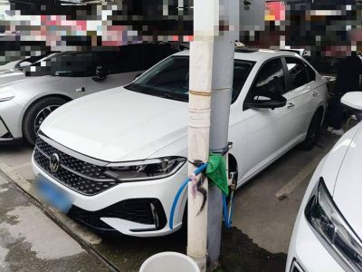 Volkswagen Lavida, 2024 г., белый, 35 100 км Volkswagen Lavida 2024 300TSI DSG исполнение «Звёздное небо» комплектация «Маньи»