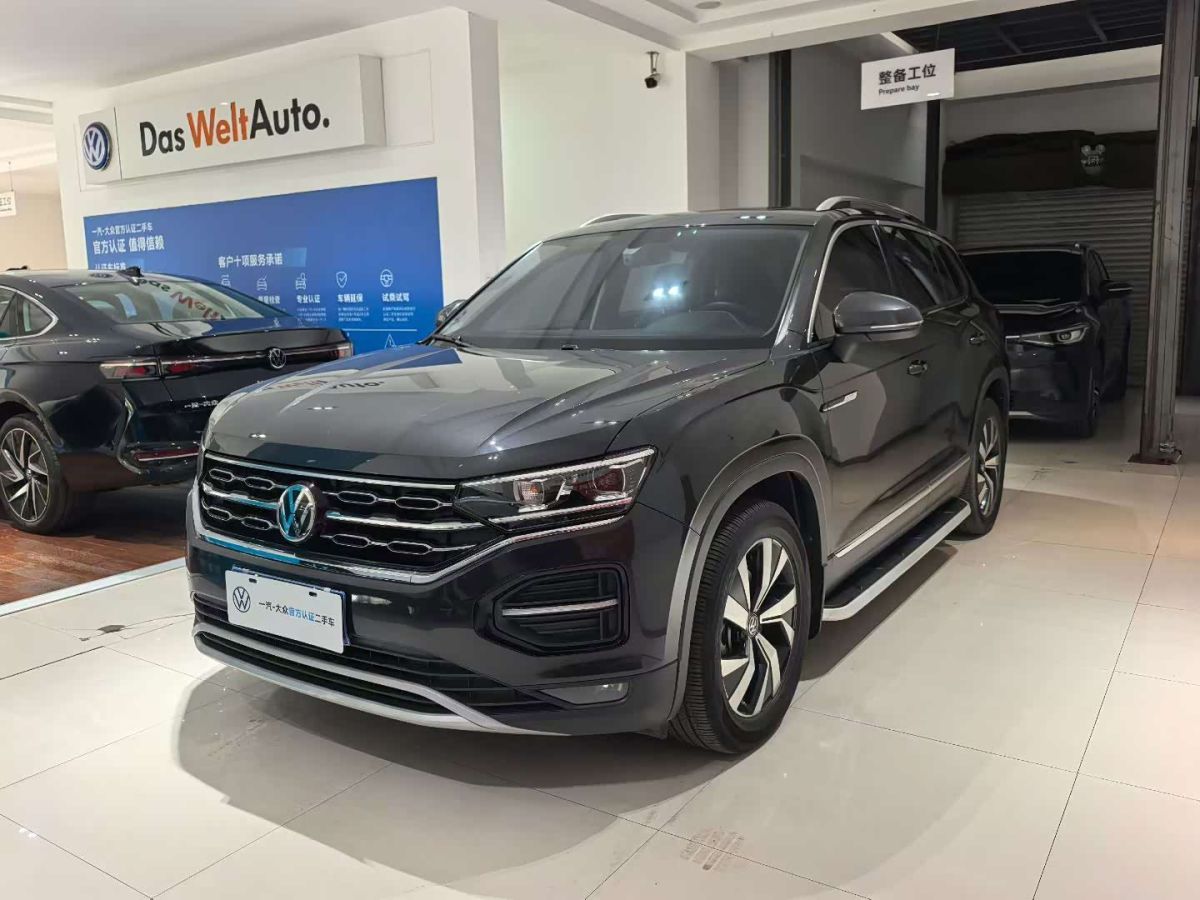 Volkswagen Tayron 2020 330TSI одна ведущая ось комплектация «Люкс Чжилянь»