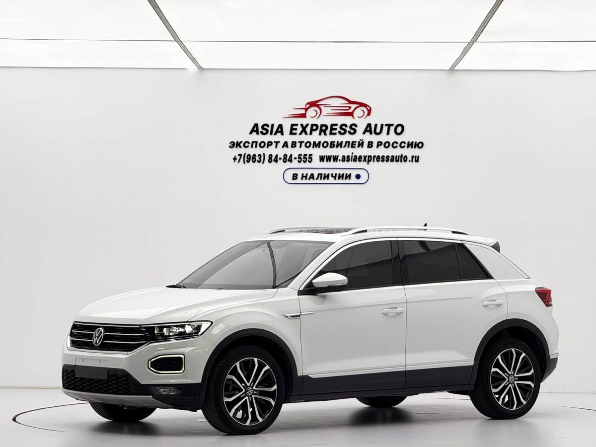 Volkswagen T-Roc, 2022 г., белый, 49 000 км Volkswagen T-Roc 2022 280TSI DSG одна ведущая ось Комфорт PLUS