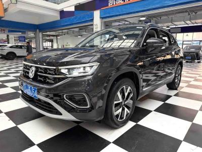 Volkswagen Tayron 2023 330TSI одна ведущая ось комплектация «Люкс Plus», исполнение «Цзиньцзе»
