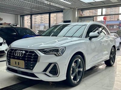 Audi Q3, 2023 г., белый, 36 000 км Audi 奥迪Q3, 2023 г., белый, 40 000 км