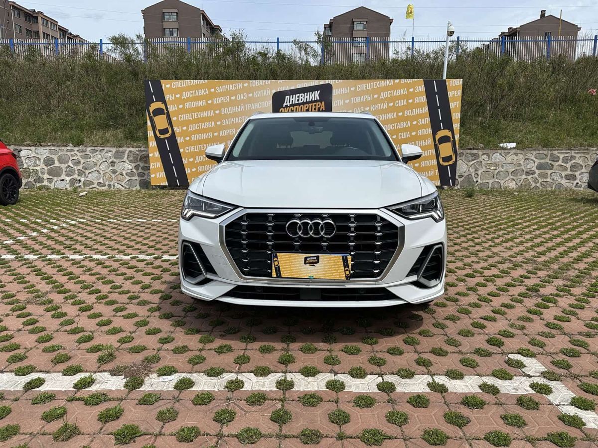 Audi 奥迪Q3, 2022 г., белый, 43 000 км