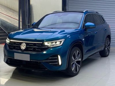 Volkswagen Tayron, 2023 г., серебристый / серый, 41 000 км Volkswagen Tayron 2023 380TSI полный привод R-Line Pro Чжихуэй версия