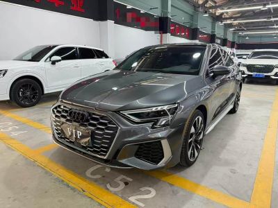 Audi A3, 2023 г., серебристый / серый, 6 000 км
