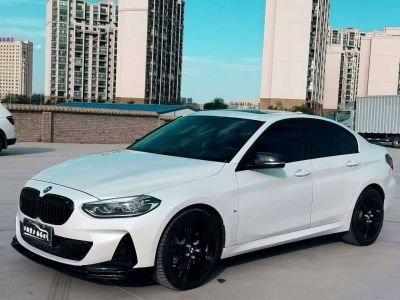 BMW 1 серия, 2022 г., синий, 70 000 км BMW 1 серия 2023 125i пакет M Sport, исполнение «Ночь»