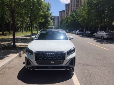 Audi Q2L, 2022 г., белый, 37 100 км Audi 奥迪Q2L, 2022 г., белый, 39 000 км