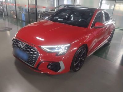 Audi A3, 2022 г., красный / фиолетовый, 49 000 км Audi A3, 2022 г., красный / фиолетовый, 51 000 км