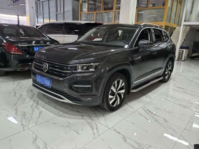 Volkswagen Tayron 2021 330TSI одна ведущая ось комплектация «Люкс Чжилянь»