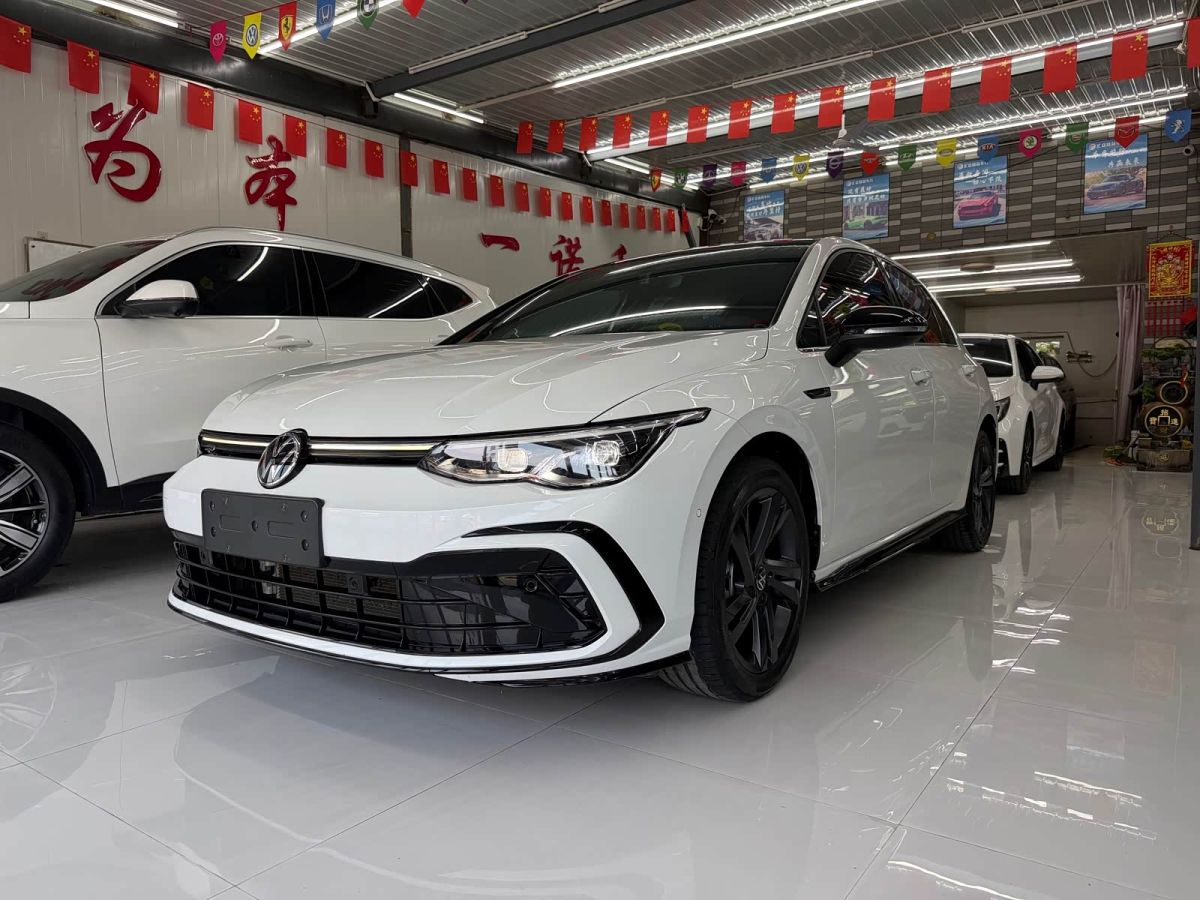 Volkswagen Golf 2023 обновлённая версия 280TSI DSG R-Line