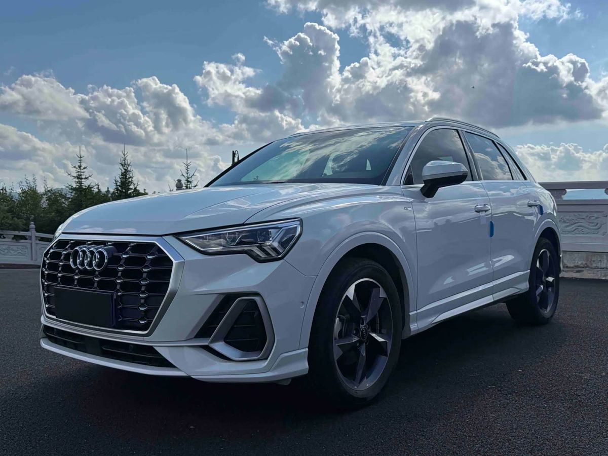 Audi 奥迪Q3, 2022 г., белый, 34 000 км