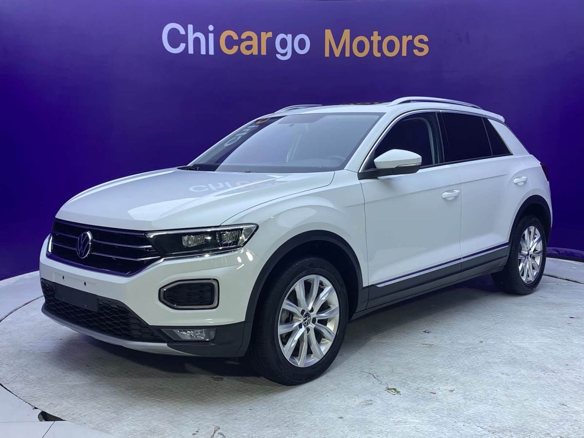 Volkswagen T-Roc, 2022 г., белый, 54 000 км Volkswagen T-Roc 2022 280TSI DSG одна ведущая ось Элита PLUS
