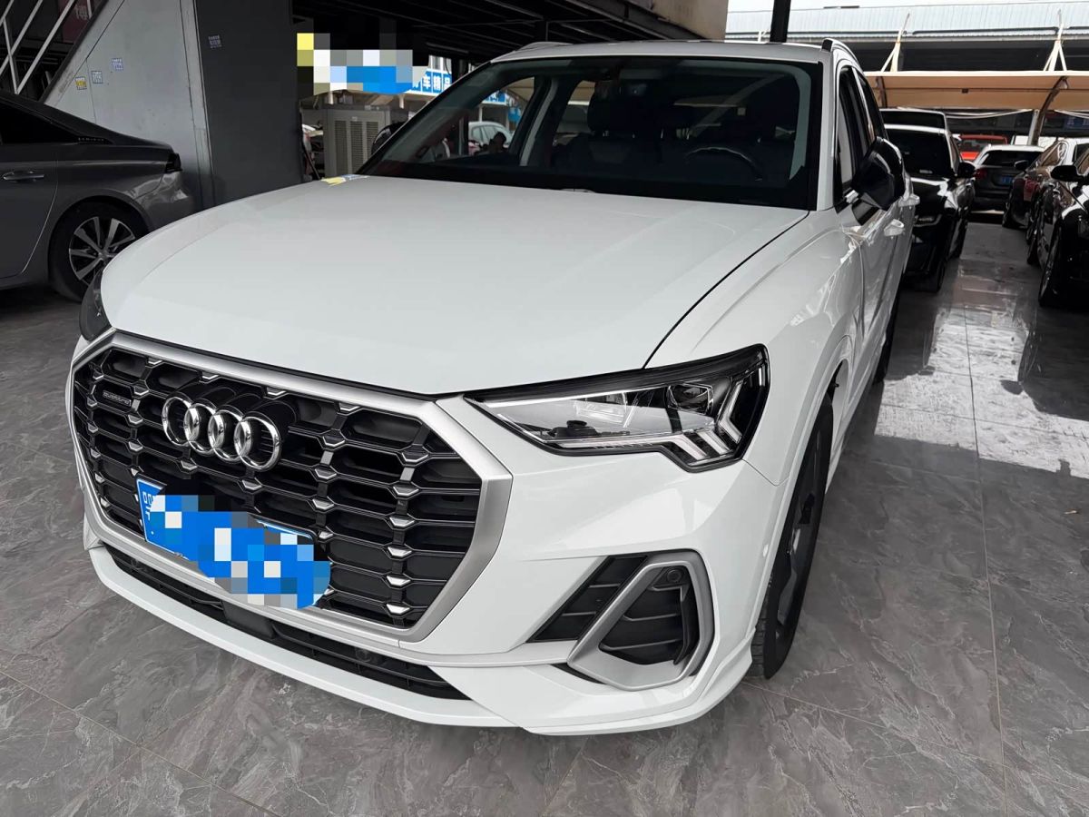 Audi 奥迪Q3, 2023 г., белый, 58 000 км
