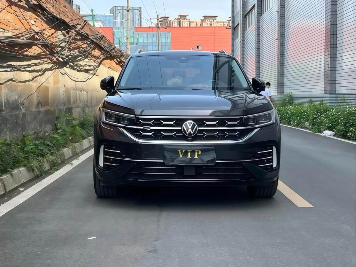 Volkswagen Tayron 2023 обновлённая версия 380TSI полный привод R-Line исполнение «Гаонэн»