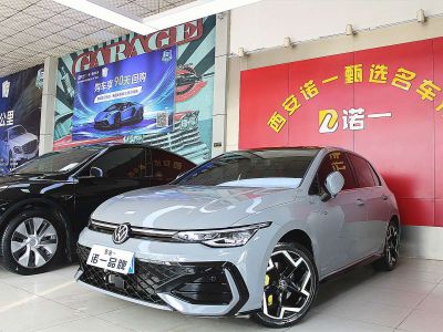 Volkswagen Golf, 2025 г., белый, 2 100 км Volkswagen Golf 2025 обновлённая версия 300TSI R-Line
