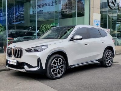 BMW X1, 2024 г., белый, 39 000 км BMW X1 2023 xDrive25Li X设计套装