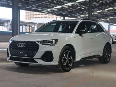 Audi Q3, 2022 г., белый, 44 000 км Audi 奥迪Q3, 2022 г., белый, 46 000 км