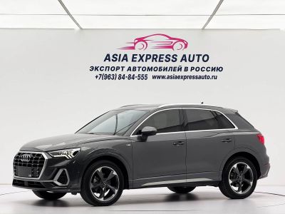 Audi Q3, 2022 г., серебристый / серый, 25 000 км Audi 奥迪Q3, 2022 г., серебристый / серый, 35 500 км