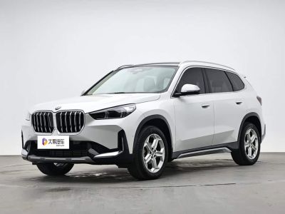 BMW X1, 2024 г., белый, 39 000 км BMW X1 2023 sDrive20Li X设计套装