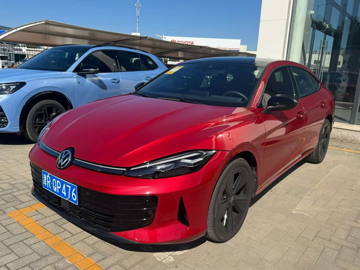 Volkswagen Lamando, 2025 г., красный / фиолетовый, 2 000 км Volkswagen Lamando 2026 Lamando L GTS 380TSI памятная серия «Линфэн Миллион»