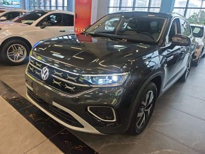 Volkswagen Tayron, 2024 г., белый, 30 000 км Volkswagen Tayron 2024 330TSI одна ведущая ось комплектация «Люкс Plus», исполнение «Цзиньцзе»