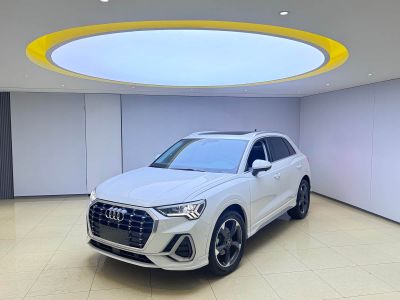 Audi Q3, 2023 г., белый, 77 000 км Audi 奥迪Q3, 2023 г., белый, 9 000 км