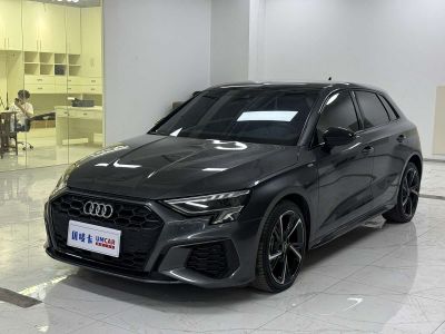 Audi A3, 2023 г., серебристый / серый, 48 000 км