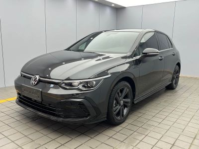 Volkswagen Golf, 2023 г., серебристый / серый, 23 000 км Volkswagen Golf 2023 280TSI DSG R-Line Lite