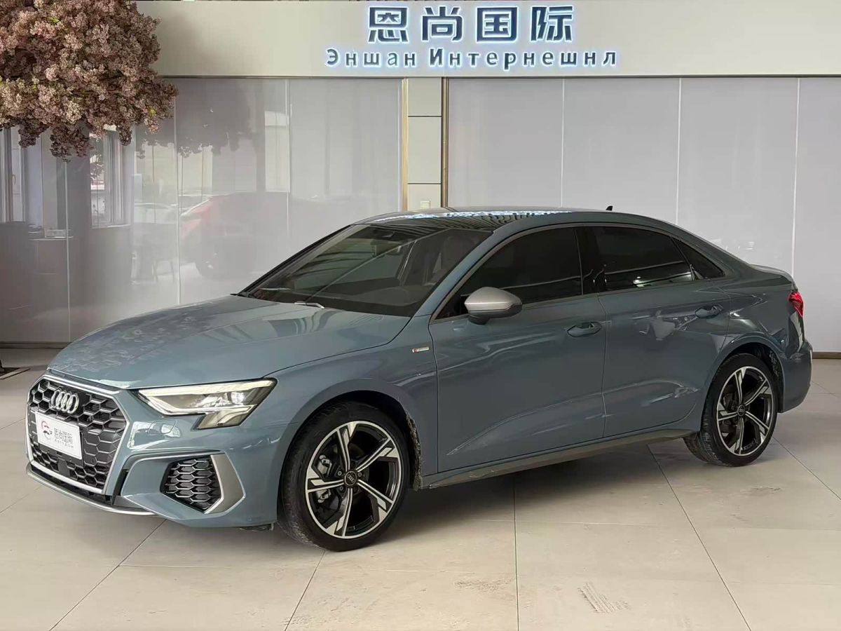 Audi A3, 2022 г., синий, 9 000 км Audi A3, 2022 г., синий, 9 000 км