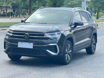 Volkswagen Tharu 2023 300TSI одна ведущая ось 新月版