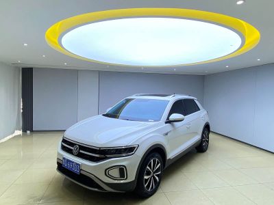 Volkswagen T-Roc, 2022 г., чёрный, 39 000 км Volkswagen T-Roc 2023 280TSI DSG одна ведущая ось Шигуан версия
