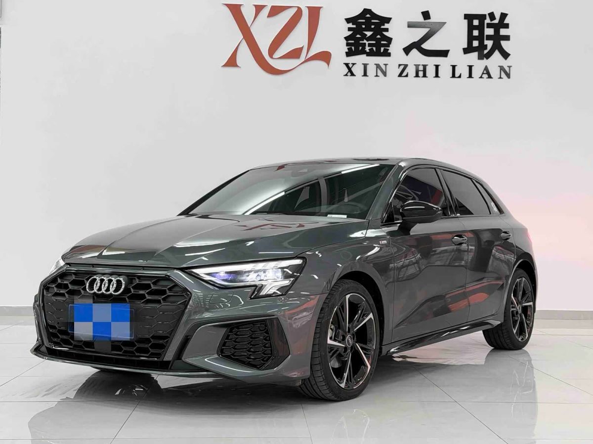 Audi A3, 2022 г., серебристый / серый, 36 700 км
