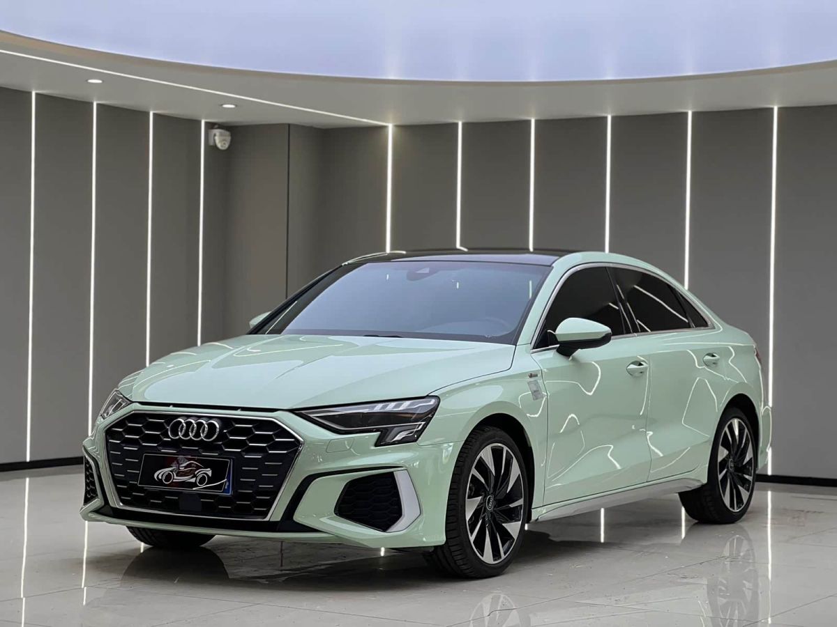 Audi A3, 2022 г., зелёный, 49 000 км Audi A3, 2022 г., зелёный, 49 000 км