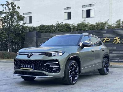 Volkswagen Tayron, 2025 г., зелёный, 1 300 км Volkswagen Tayron 2025 Tayron L 380TSI полный привод комплектация «Люкс», пакет Easy