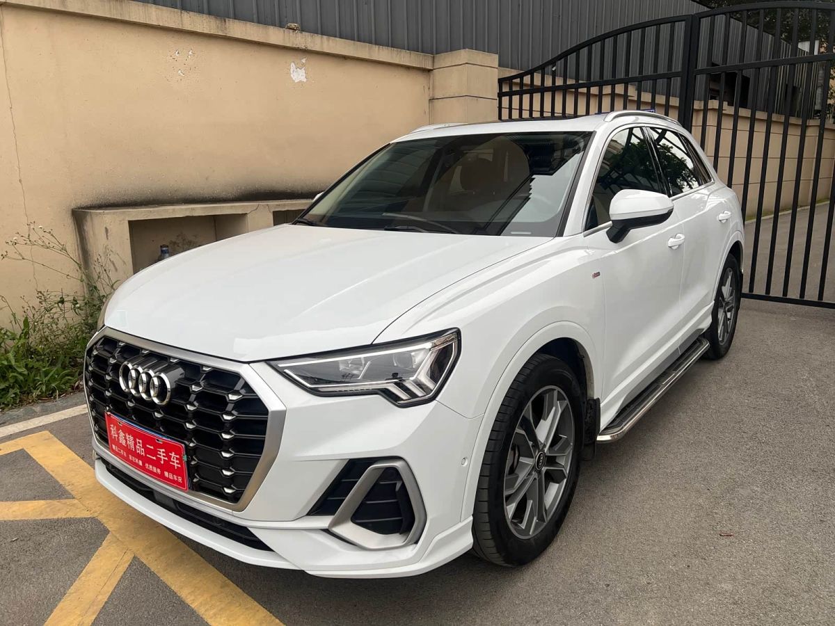 Audi 奥迪Q3, 2021 г., белый, 58 000 км