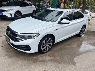 Volkswagen Sagitar, 2023 г., белый, 36 000 км Volkswagen Sagitar 2023 300TSI DSG комплектация «Чаоюэ»