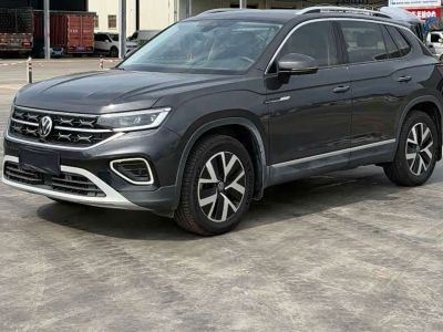 Volkswagen Tayron, 2023 г., серебристый / серый, 41 000 км Volkswagen Tayron 2023 280TSI одна ведущая ось комплектация «Люкс Plus», исполнение «Цзиньцзе»