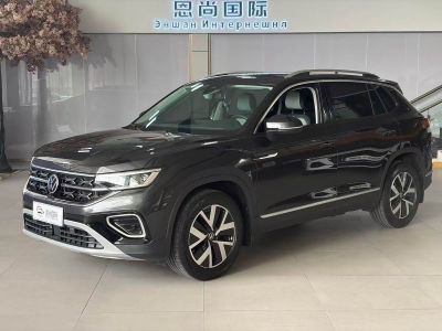 Volkswagen Tayron, 2023 г., белый, 48 000 км Volkswagen Tayron 2023 280TSI одна ведущая ось комплектация «Люкс Plus», исполнение «Цзиньцзе»