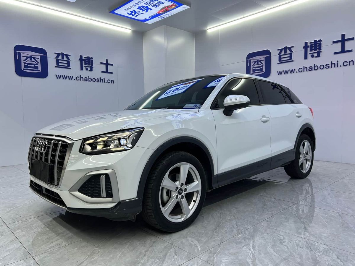 Audi Q2L, 2023 г., белый, 13 700 км Audi 奥迪Q2L, 2023 г., белый, 13 700 км