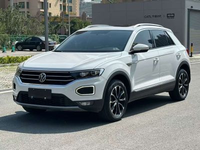 Volkswagen T-Roc, 2021 г., белый, 63 000 км Volkswagen T-Roc 2021 280TSI DSG одна ведущая ось Элита Чжилянь версия
