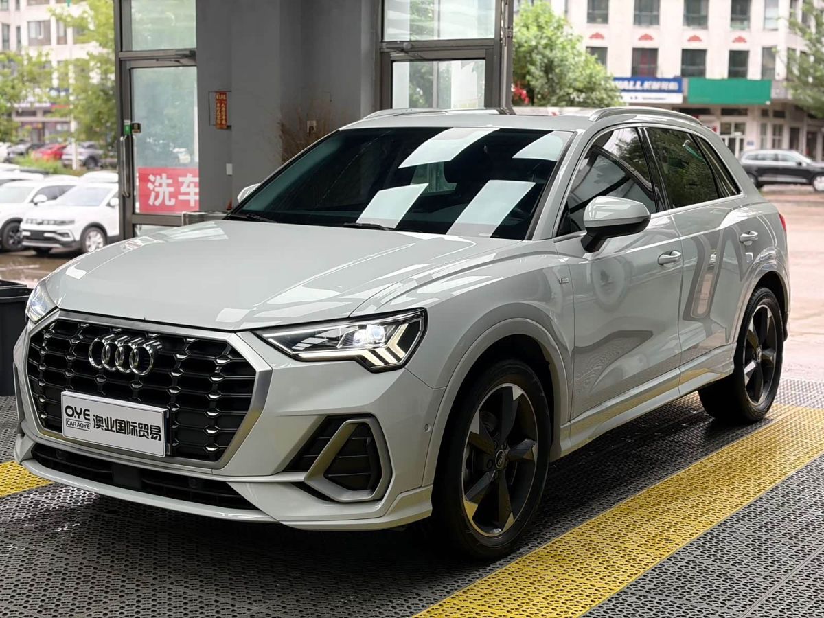 Audi 奥迪Q3, 2022 г., белый, 48 900 км