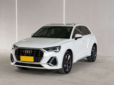 Audi Q3, 2023 г., белый, 40 000 км Audi 奥迪Q3, 2023 г., белый, 40 000 км