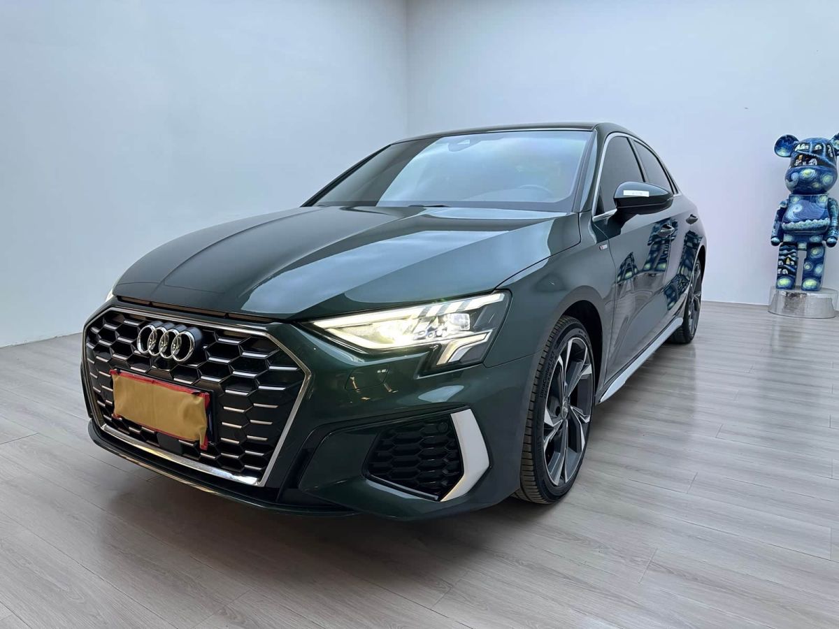 Audi A3, 2022 г., зелёный, 47 000 км Audi A3, 2022 г., зелёный, 47 000 км