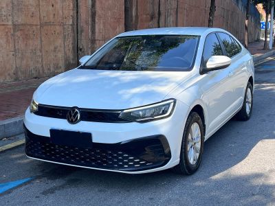 Volkswagen Lavida, 2024 г., белый, 23 400 км Volkswagen Lavida 2023 исполнение «Синьжуй» 1.5L автомат комплектация «Синьи»