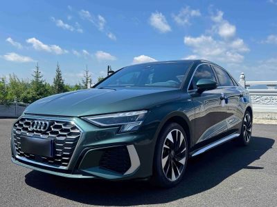 Audi A3, 2022 г., зелёный, 46 000 км