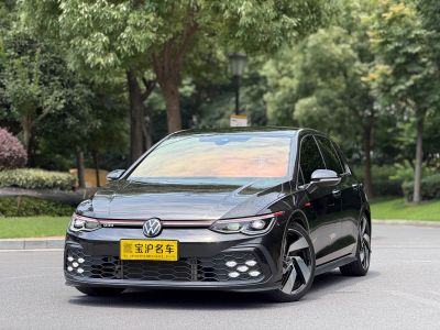 Volkswagen Golf GTI, 2025 г., белый, 11 000 км Volkswagen Golf GTI 2023 380TSI DSG GTI