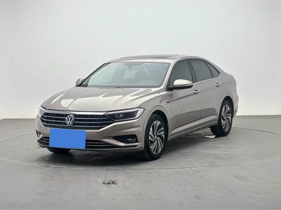 Volkswagen Sagitar, 2022 г., белый, 60 000 км Volkswagen Sagitar 2022 200TSI DSG комплектация «Фэйюэ»