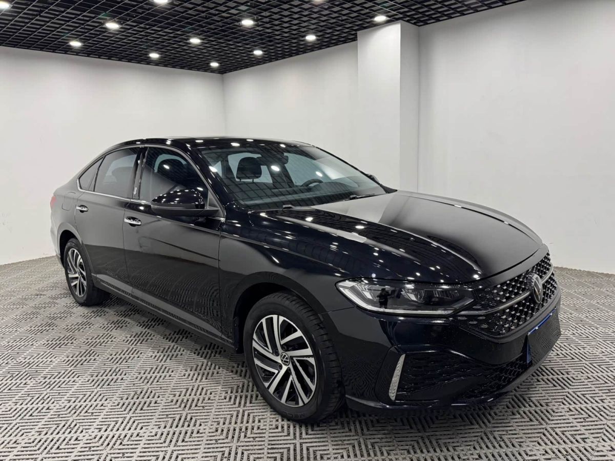 Volkswagen Lavida 2023 1.5L автомат исполнение «Звёздное небо» пять миллионов версия